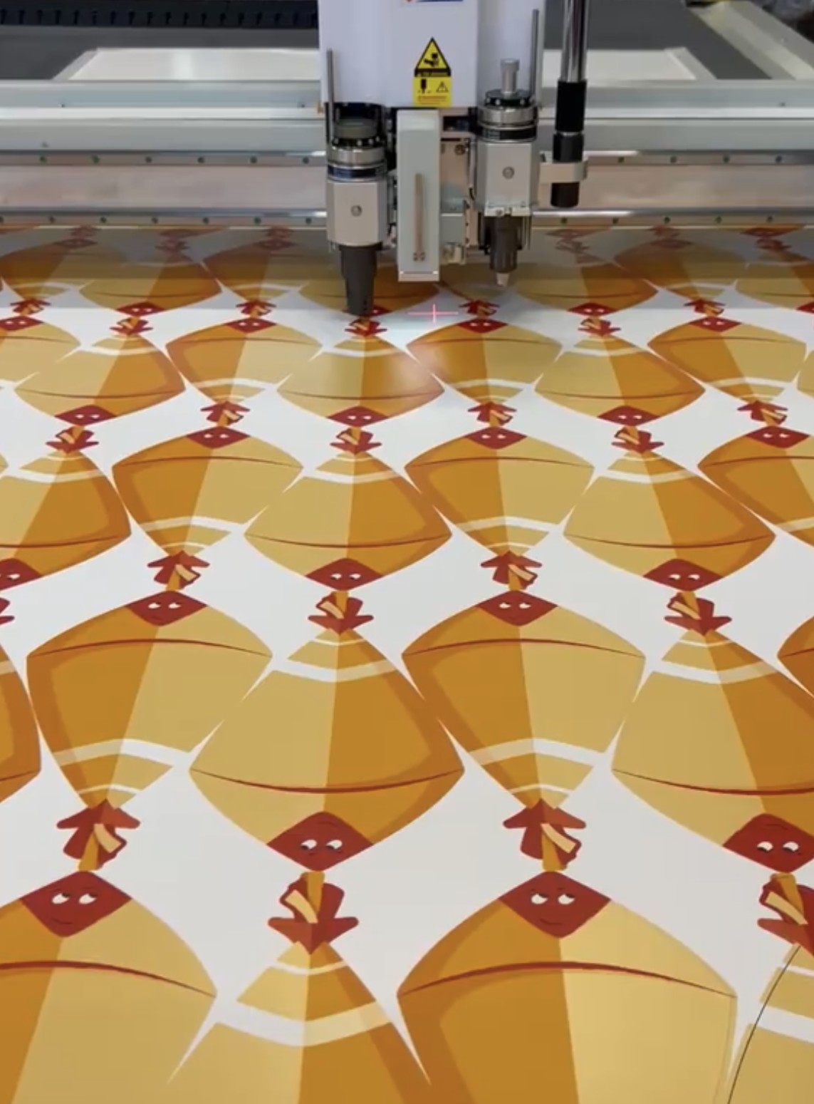 УФ-печать и раскрой